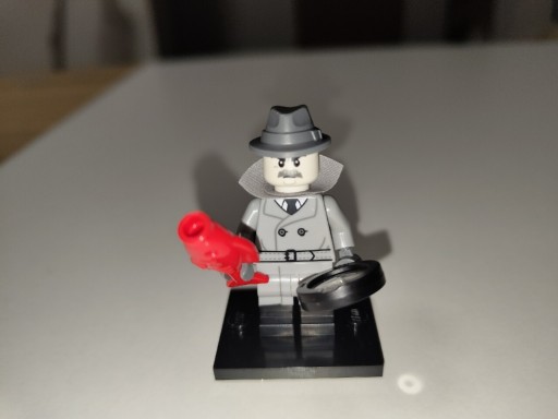 Zdjęcie oferty: LEGO 71045 MINIFIGURES DETEKTYW Z FILMU KRYMINALNEGO NR1