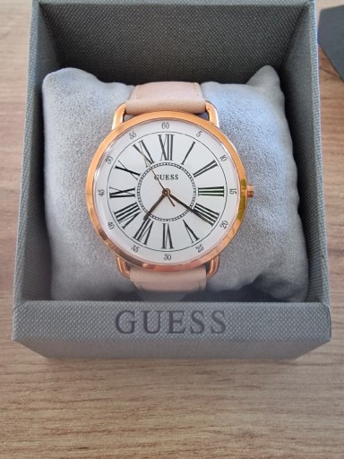 Zdjęcie oferty: Prezent na Święta zegarek damski Guess W1068L5