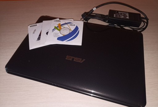 Zdjęcie oferty: Laptop Asus K70IO 17cali