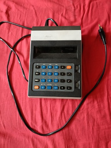 Zdjęcie oferty: Urządzenie PRL kalkulator kaseciak