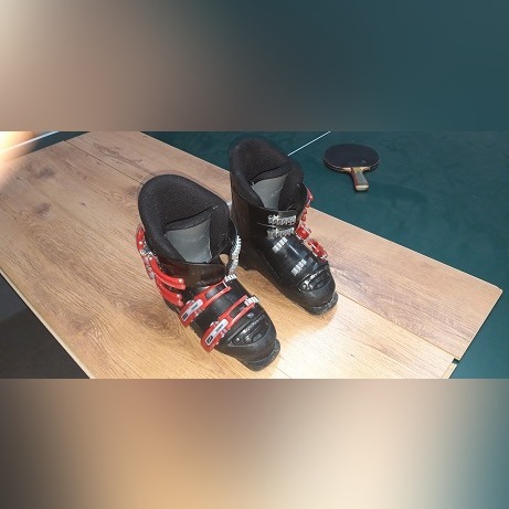 Zdjęcie oferty: buty narciarskie dziecięce 215mm