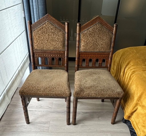Zdjęcie oferty: Krzesło drewniane,  rzeźbione 