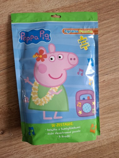 Zdjęcie oferty: Puzzle świnka Peppa 24 elementy zestaw puzzle kredki