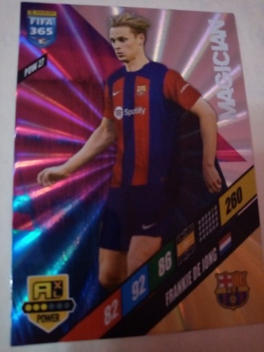 Zdjęcie oferty: * Fifa 365 2024 MAGICAN POW 27 FRANKIE DE JONG 