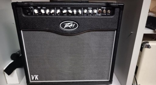 Zdjęcie oferty: Gitarowy wzmacniacz lampowy Peavey Valveking Combo 50 WAT