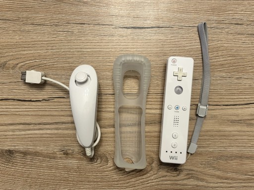 Zdjęcie oferty: Wii Remote Nunchuk kontroler pad Nintendo oryginalny