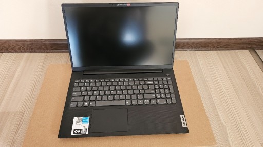 Zdjęcie oferty: Lenovo V15 G3 i3, 8Gb Ram, SSD 256Gb 