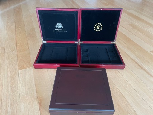 Zdjęcie oferty: Drewniane pudełka na monety (3 sztuki) 