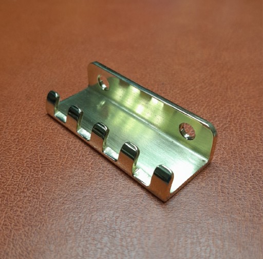 Zdjęcie oferty: Mosiężny zaczep claw sprężyn do Fender tremolo