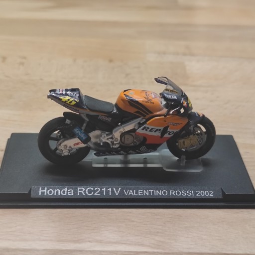Zdjęcie oferty: Honda RC211V      