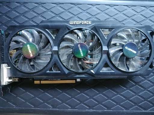 Zdjęcie oferty: Karta graficzna NVIDIA GeForce GTX 760 - Uszkodzona