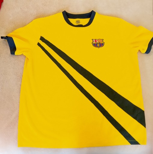 Zdjęcie oferty: FC Barcelona - Koszulka w rozmiarze L - nówka