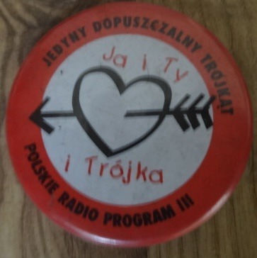 Zdjęcie oferty: Znaczek pins, wpinka, przypinka Trójka PR3