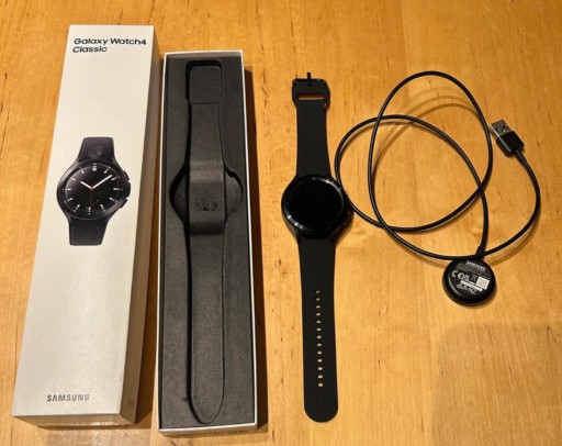 Zdjęcie oferty: Smartwatch Samsung Galaxy Watch4 Classic