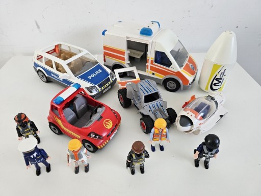 Zdjęcie oferty: Zestaw playmobil samochodu policyjny ambulans 