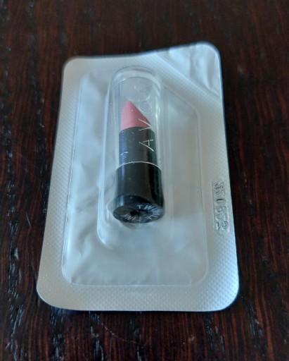 Zdjęcie oferty: Avon ultrakremowa szminka Twinkle Pink próbka 