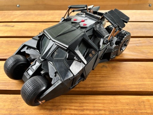 Zdjęcie oferty: Batmobile  33 cm długości  oryginalny 