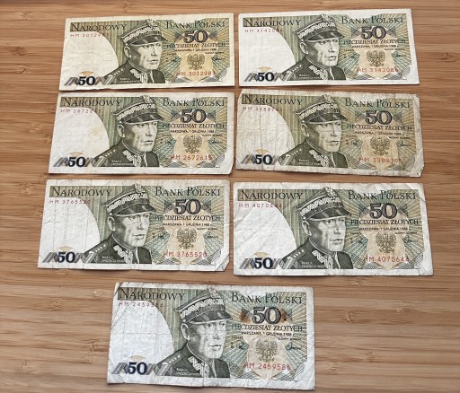 Zdjęcie oferty: Komplet 7 banknotów 50zl 1988 seria HM