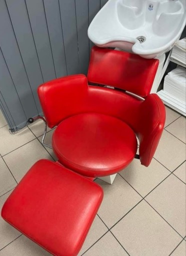 Zdjęcie oferty: myjka fryzjerska  Luigi br czerwone