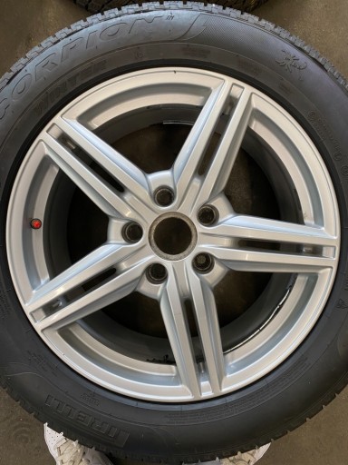 Zdjęcie oferty: Felgi Porsche Cayenne Pirelli Scorpion