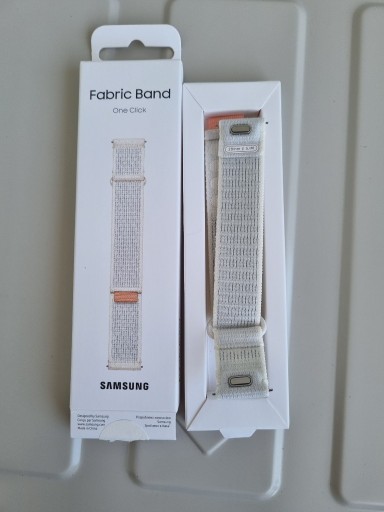 Zdjęcie oferty: Pasek Fabric Band Samsung Galaxy Watch Piaskowy