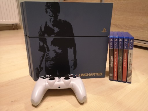 Zdjęcie oferty: Ps4 Uncharted Edition z Padem i 5 gier w zestawie