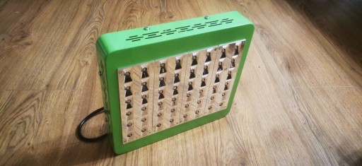 Zdjęcie oferty: Lampa Led do uprawy roślin - wzrost / kwitnięcie z wentylatorem.