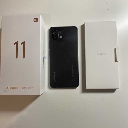 Zdjęcie oferty: Telefon Xiaomi 11 Lite 5G 6/128 GB