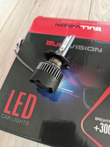 Zdjęcie oferty: Żarówka Bullvison LED H7 6500k + adaptery Kia