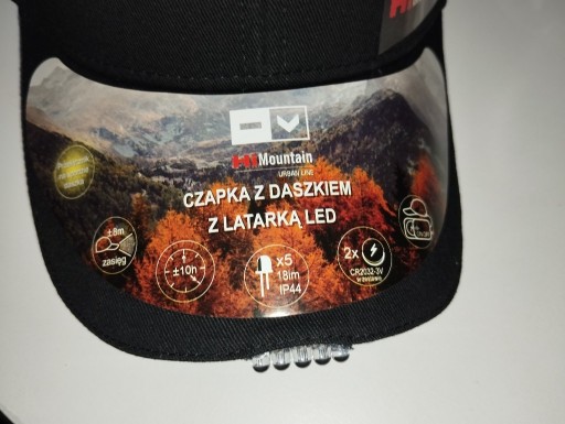 Zdjęcie oferty: czapka z oświetleniem latarką LED survival wypraw 