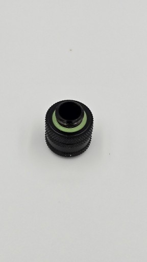 Zdjęcie oferty: ZŁĄCZKA ZACISKOWA CHŁODZONA WODĄ DO SZTYWNEJ RURKI AKRYLOWEJ OD 14 MM
