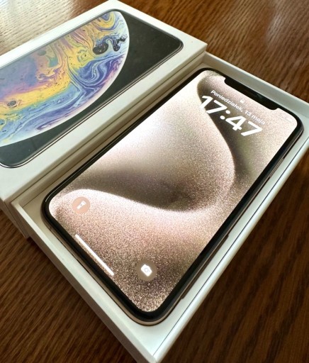 Zdjęcie oferty: iPhone XS 64 GB Idealny stan!