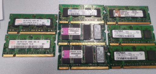 Zdjęcie oferty: Pamięć ram Laptop DDR2 PC2 512MB  1GB SO-DIMM 