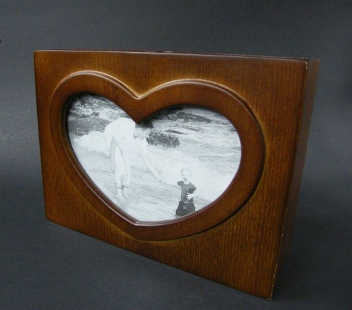 Zdjęcie oferty: Drewniane pudełko ramka serce, album na zdjęcia