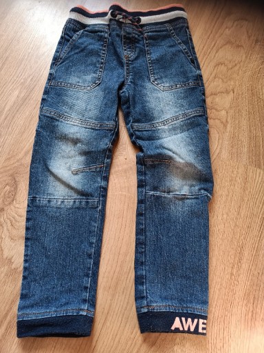 Zdjęcie oferty: Spodnie dżinsowe 116