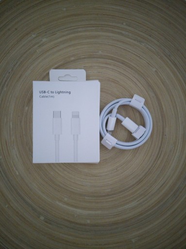 Zdjęcie oferty: Kabel USB c - lighting do iphone 1m 