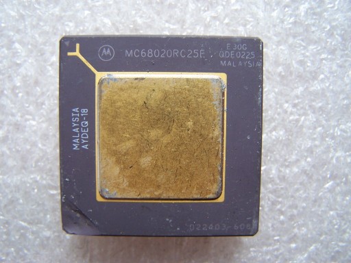 Zdjęcie oferty: Bardzo stary procesor MC68020RC25E