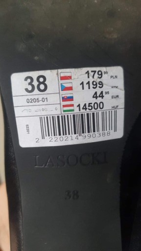 Zdjęcie oferty: Buty 38 rozmiar 