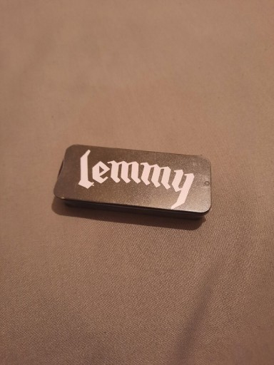 Zdjęcie oferty: Piórka Dunlop Lemmy Motorhead 6 szt Metalowe Pudeł