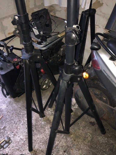 Zdjęcie oferty: 2 statywy do kolumn/reflektorów (2 metry)