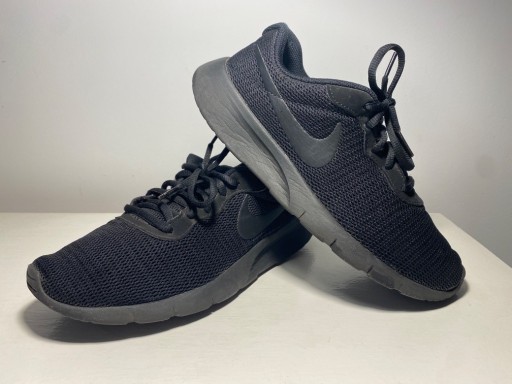 Zdjęcie oferty: Nike Roshe Run czarne rozmiar 40 wkładka 25cm