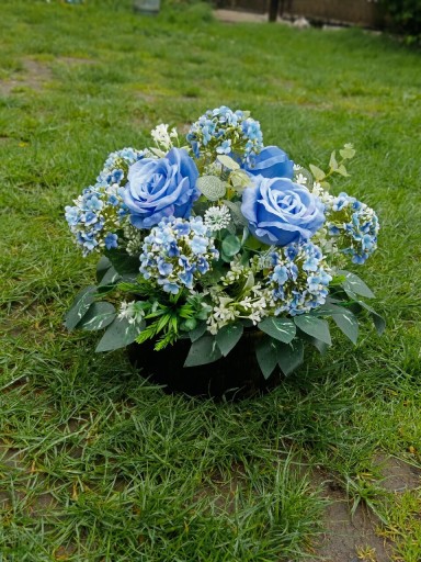 Zdjęcie oferty: Kompozycja stroik flower box na grób cmentarz 