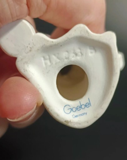 Zdjęcie oferty: Biskwitowa figurka aniołek Goebel vintage