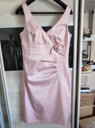 Zdjęcie oferty: Różowa sukienka na wesele 