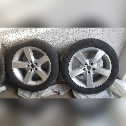 Zdjęcie oferty: Felgi Jeep Grand Cherokee WK2 z oponami letnimi