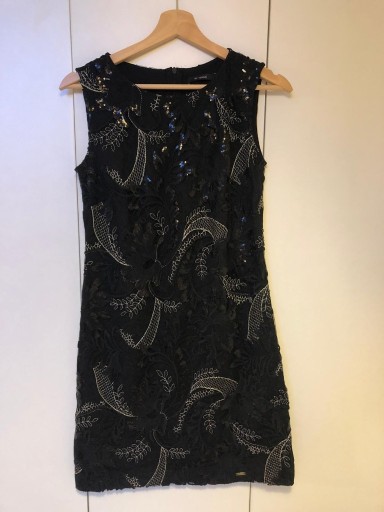 Zdjęcie oferty: Śliczna 'mała czarna' Sukienka Wieczorowa Monnari