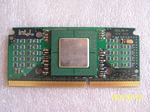 Zdjęcie oferty: Bardzo stary procesor INTEL Celeron SLOT 1
