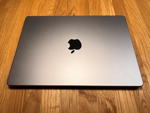 Zdjęcie oferty: MacBookPro 14" 16GB RAM 500GB