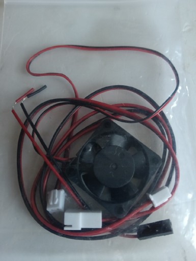 Zdjęcie oferty: Wentylator i kable
