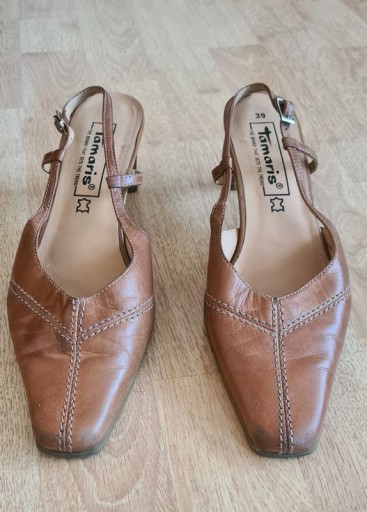 Zdjęcie oferty: Skórzane buty Tamaris, letnie, rozmiar 39